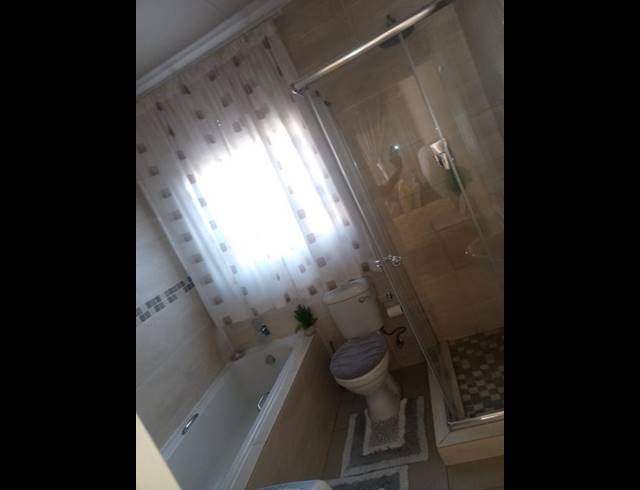 3 BEDROOM HOUSE FOR SALE IN ROODEKOP